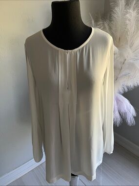Lumiere Ivory Long-Sleeve Pleated Front Blouse